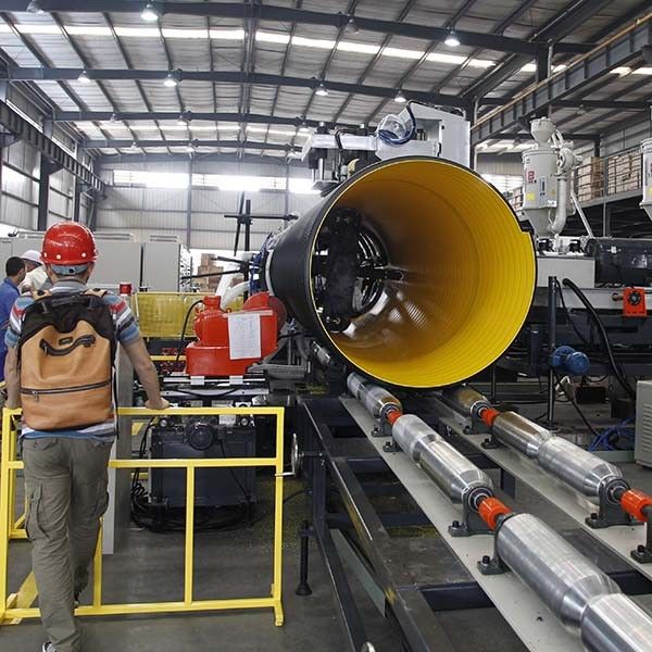 SRPCP corrugados conduzem a linha de produção aço da rigidez alta de ID3000mm SN8 reforçado