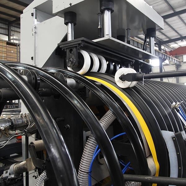 Linha ondulada Ring Stiffness alto SN8 SN20 3000mm da extrusão da tubulação da água de esgoto