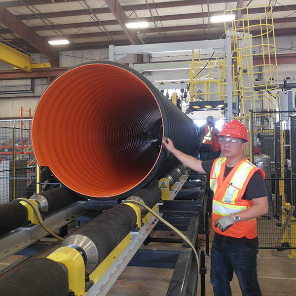 A parede do dobro do HDPE corrugou a estrutura espiral do milímetro 800Mpa da máquina 3000 da extrusão da tubulação